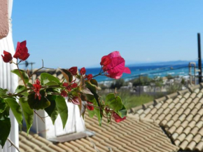  Infinity blue beach apartments  Планос
